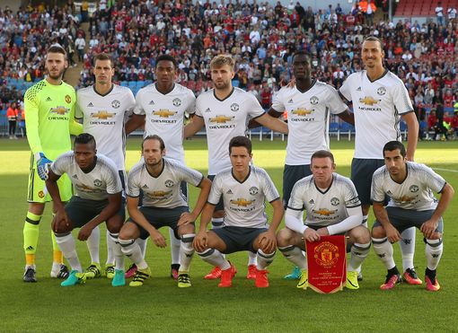 表现依然出 表现依然出